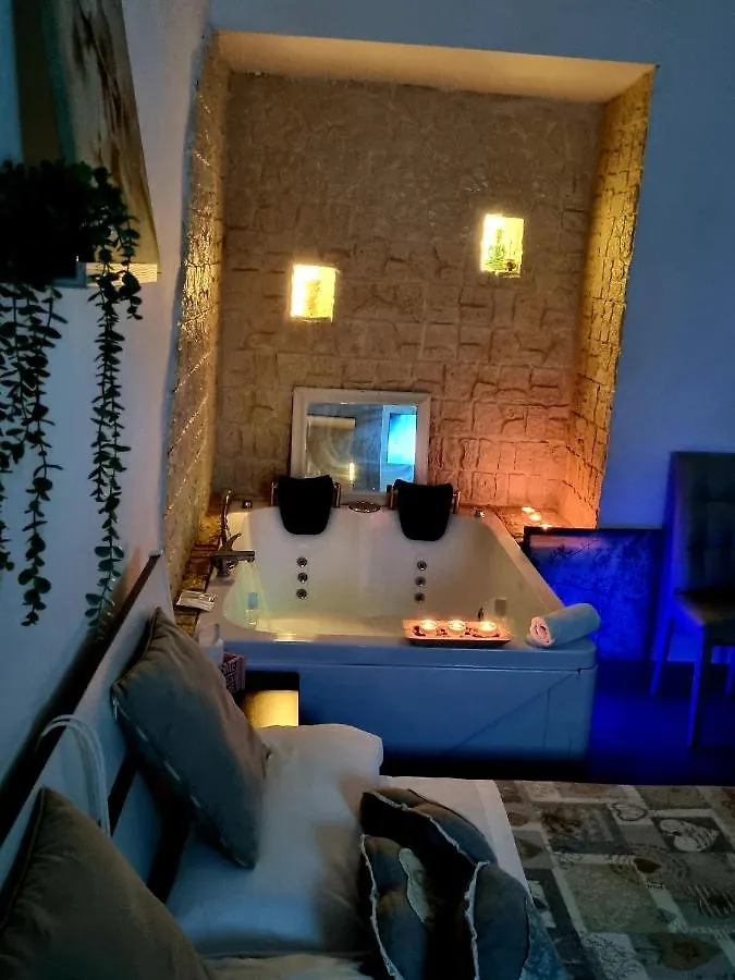 Pensjonat B&B Napoli Centrale Room&Jacuzzi
