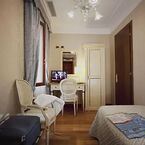 Szálloda Ca' D'oro - Wenice Deep Culture