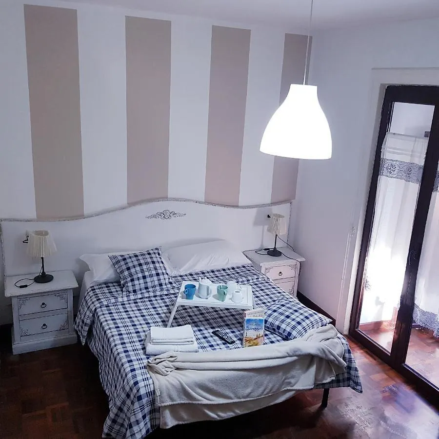 B&B Napoli Centrale Room&Jacuzzi Olaszország